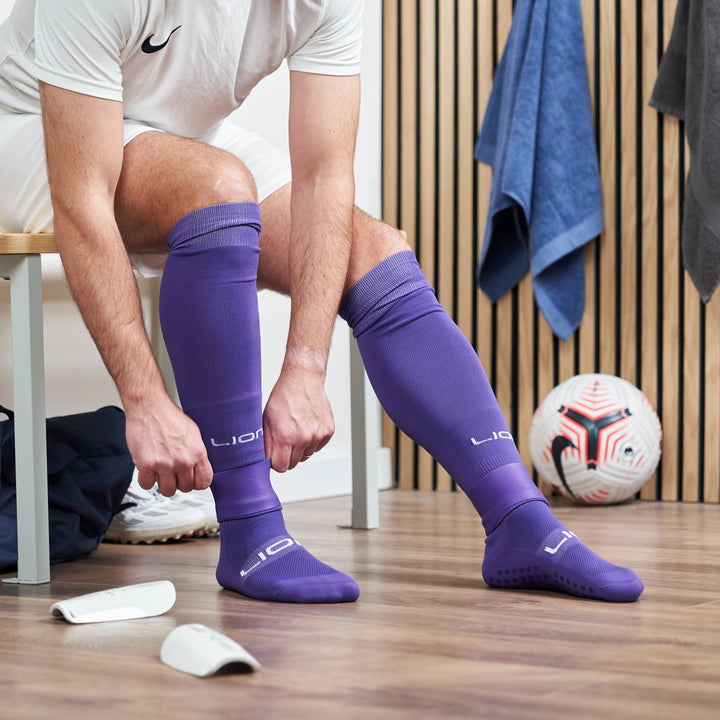 Purple sleeve socks lifestyle 