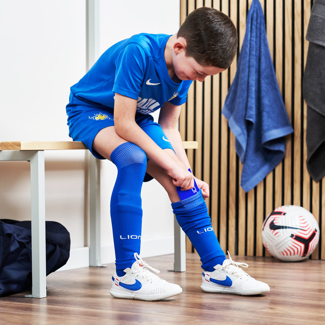 Shin Pad Sleeve Socks with Shin Guard All-in-one Set for Kids